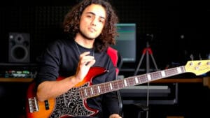 GR Çağdaş Bas Gitarda Slap Tekniği